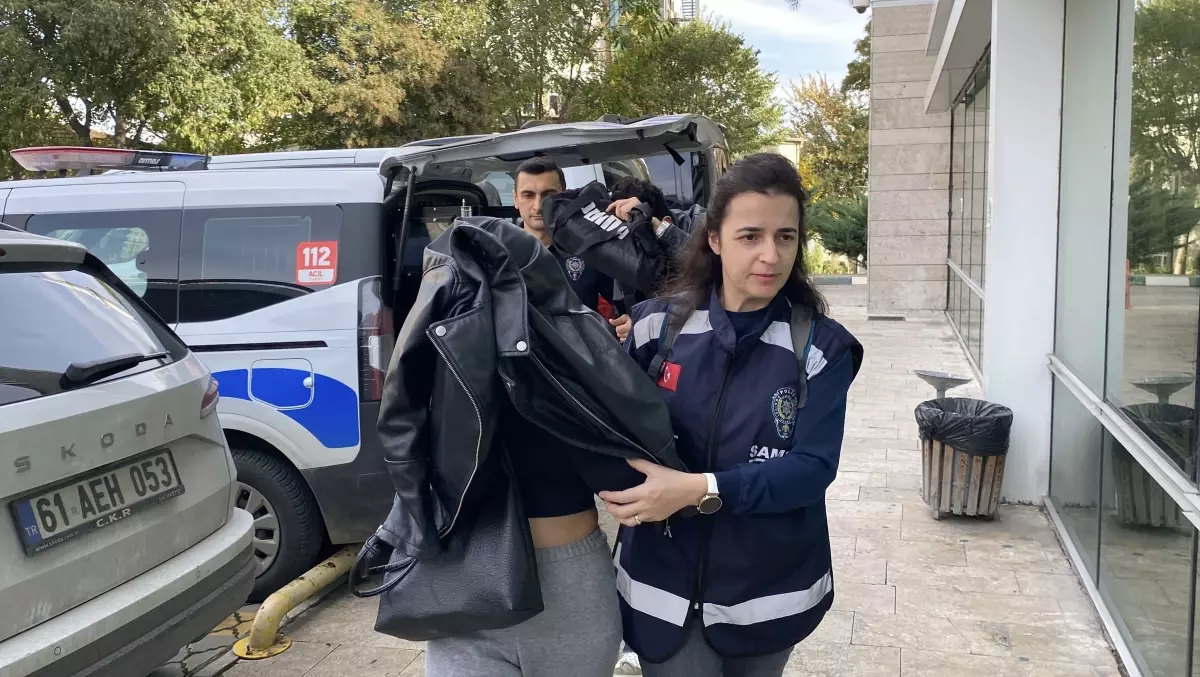 samsunda marketten yiyecek ve icki calan iki supheli gozaltina alindi CB6AkBLh.jpg