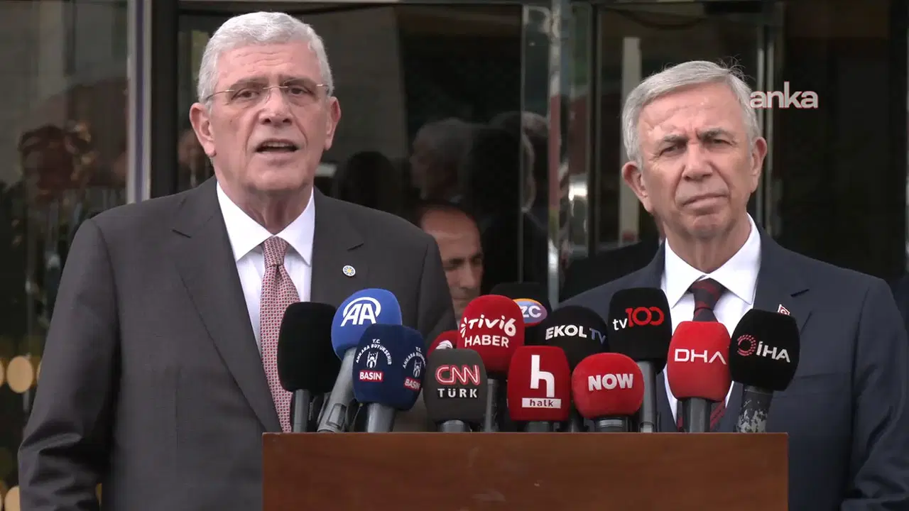 son dakika iyi partiden mansur yavasa destek ziyareti bu sorusturmalarin bizim icin hukmu yoktur TxKOtxuF.jpg