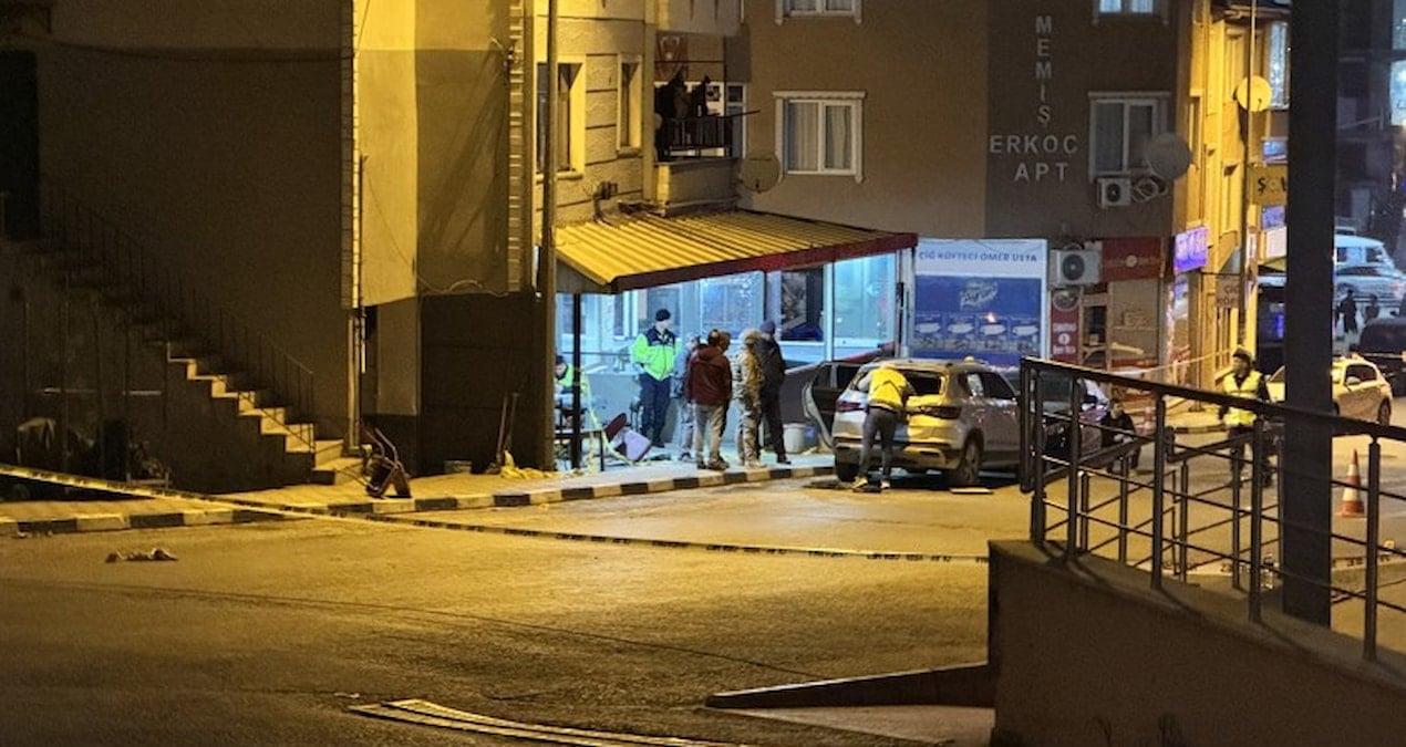 Altınova’da Silahlı Kavga: 6 Yaralı, Çok Sayıda Gözaltı